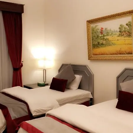 Sixty Three Hotel Suites ثلاثة وستون أجنحة فندقية الرياض المظهر الخارجي الصورة
