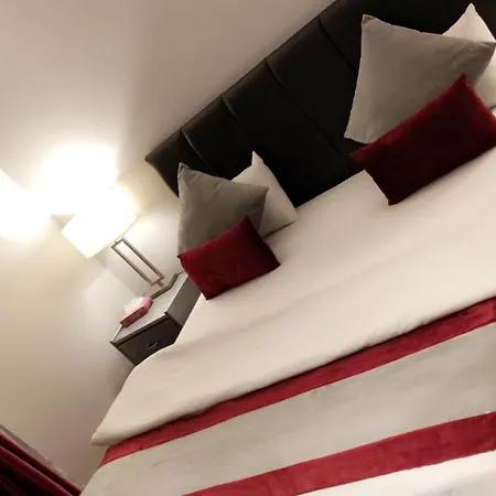 Sixty Three Hotel Suites ثلاثة وستون أجنحة فندقية الرياض المظهر الخارجي الصورة