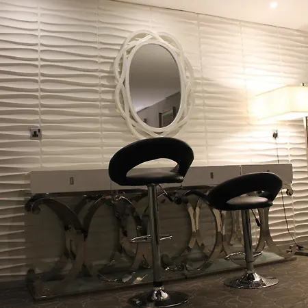 Sixty Three Hotel Suites ثلاثة وستون أجنحة فندقية الرياض المظهر الخارجي الصورة